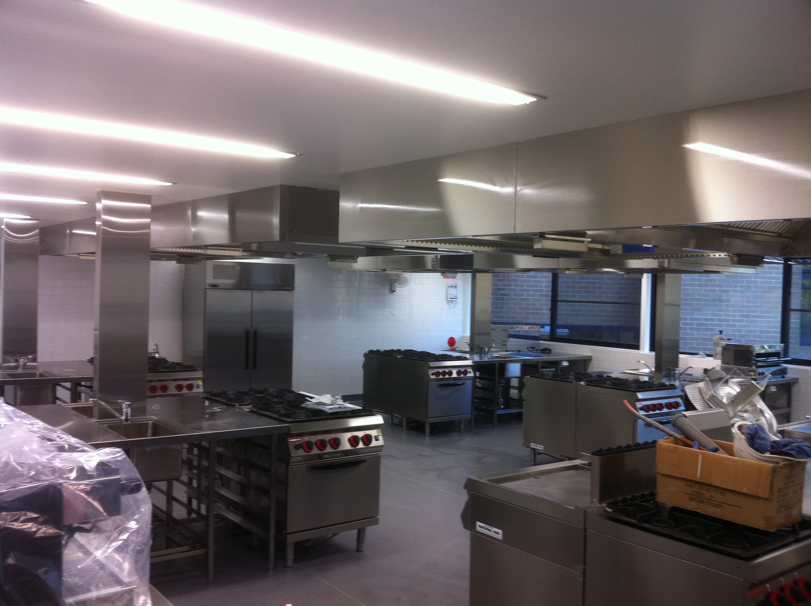 Commercial Kitchen Builders Clean Before 1  